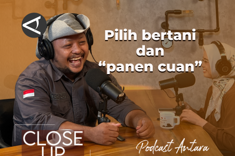 Petani muda, tinggalkan gaji bulanan demi “panen” cuan (1)