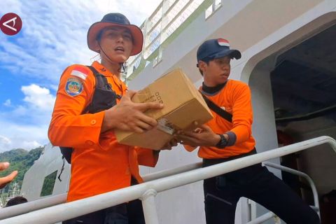 44 jam berlayar dari Jakarta, KN SAR Ganesha tiba di Padang