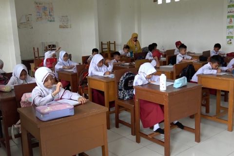 66 sekolah di Padang terdampak banjir, UAS diundur hingga 15 Desember