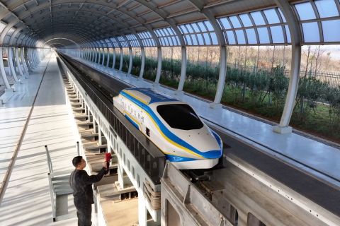 Kereta Maglev China catat rekor kecepatan baru