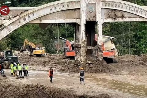 Faktor Antropogenik penyebab banjir bandang Sumatera