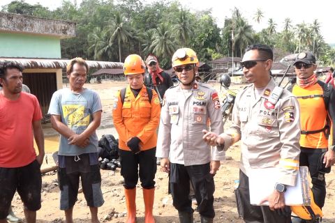 K-9 temukan dua titik pencarian warga Tukka yang hilang akibat banjir