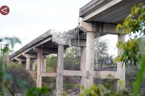 Kamboja tutup sementara lalu lintas perbatasan dengan Thailand