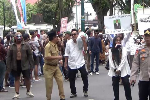 Karnaval Budaya awali Hari Anti Korupsi Sedunia 2025 di Yogyakarta