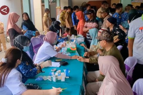 Pemkab Madiun gencarkan pemeriksaan dini dan edukasi HIV/AIDS