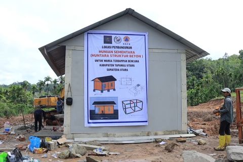 Hunian sementara mulai dibangun untuk warga terdampak bencana Sumatera