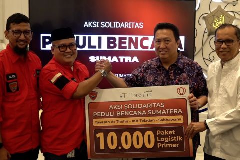 Yayasan At Thohir serahkan 10.000 paket bantuan ke Aceh & Sumatera