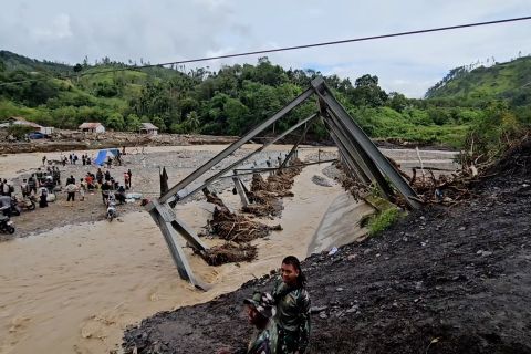 Sebulan pascabanjir, jembatan Burlah di Aceh Tengah siap dibangun lagi