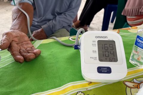 Antusiasme warga ikuti Cek Kesehatan Gratis di Tanah Datar