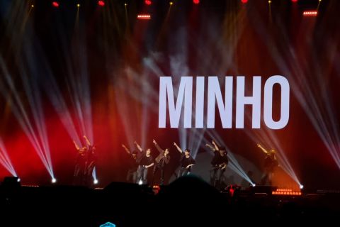 Minho Shinee, Highlight, Lullaboy, dan Tiara Andini tampil sepanggung!
