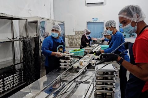 Pemko Lhokseumawe terus distribusikan MBG ke sekolah terdampak bencana