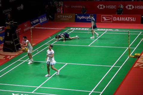 Menang dramatis Apri dan Lanny melaju ke semifinal Indonesia Master