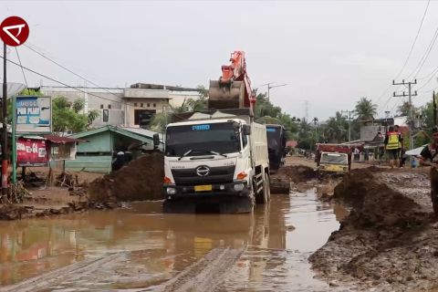 Ruas jalan Blangkejeren-Kutacane ditargetkan rampung dalam dua hari