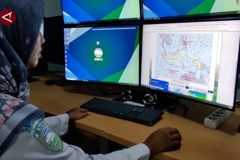 Tiga siklon tropis pengaruhi intensitas hujan di Jateng