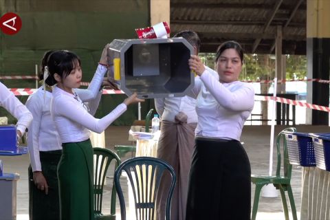 Tiga tahapan pemungutan suara pada pemilu Myanmar berakhir