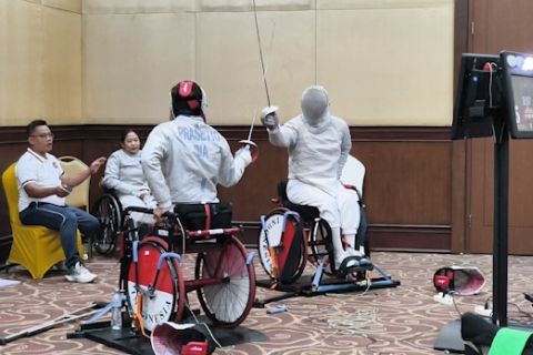 Tim anggar kursi roda turunkan delapan atlet di APG Thailand