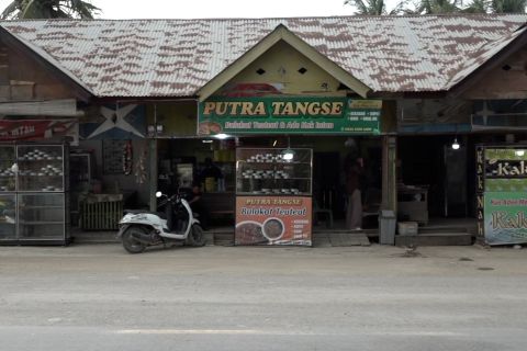 Akses Banda Aceh&ndash;Medan pulih, UMKM kue adee Pidie Jaya mulai bangkit