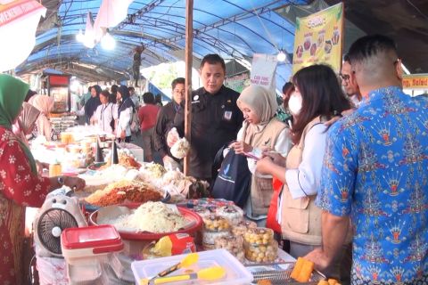 BPOM dan Disdagperin Kalteng intensifkan pengawasan takjil di pasar