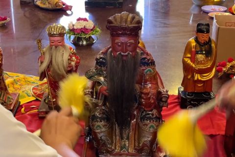 Pencucian Rupang jadi simbol penyucian Jelang Imlek di Malang