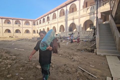 Pesantren terdampak banjir di Aceh Tamiang gelar tarawih perdana