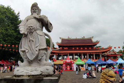 Saat Wapres tinjau persiapan Imlek di Klenteng Sam Poo Kong Semarang