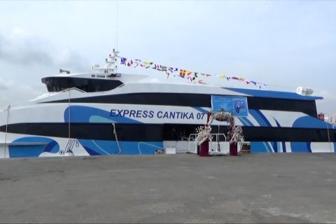 Wagub Sultra resmikan KM Express Cantika 07 rute Kendari-Raha