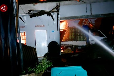 Polres Temanggung tangani insiden ledakan gudang pengoplosan LPG