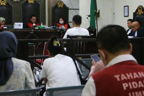 Di ambang vonis, dua mantan perwira Polres Mataram masih berkilah