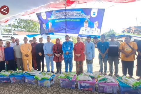 Kemensos salurkan bantuan Rp334 juta bagi nelayan Pangkalpinang