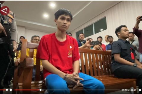 PN Batam vonis ABK Sea Dragon Fandi Ramadhan 5 tahun penjara - VIDEO