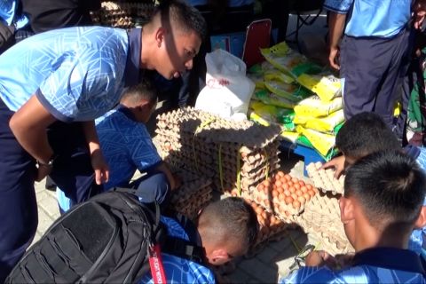 Bazar murah Lanud Haluoleo sasar masyarakat kurang mampu