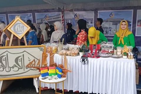 Peringatan HBP ke-62, warga lapas di Maluku pamerkan hasil karya