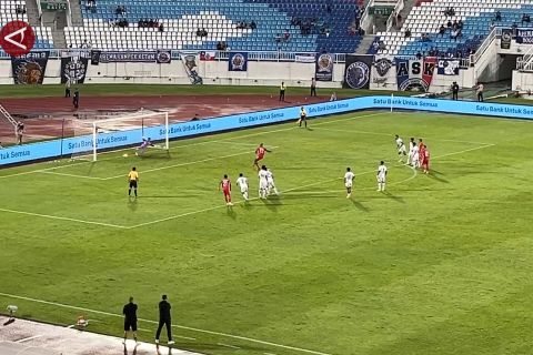 Arema FC berbagi poin usai ditahan imbang 1-1 lawan Malut United