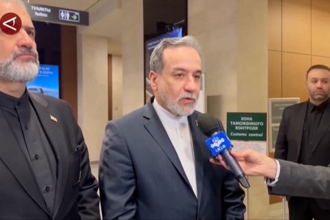 Menlu Iran datangi Rusia cari dukungan Putin terkait konflik dengan AS