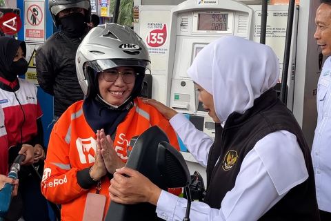 Pemprov Jatim beri bantuan BBM gratis untuk pengemudi ojol