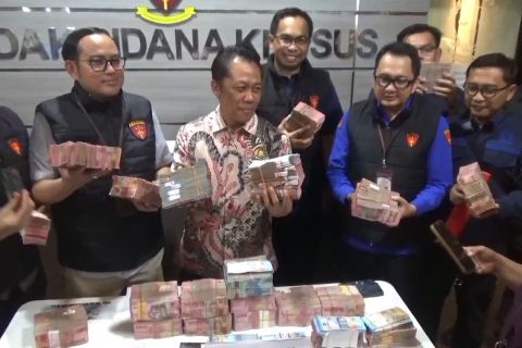 Kejaksaan bongkar pungli Rp2,3 miliar, Kadis ESDM Jatim tersangka