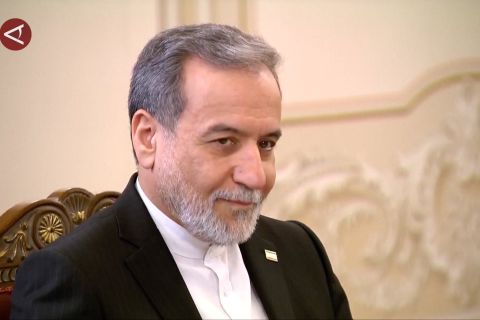 Temui Menlu Iran, Putin sebut siap mediasi konflik di Timur Tengah