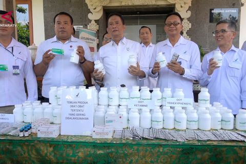 BBPOM Denpasar sita penyalahgunaan obat yang disamarkan vitamin ternak