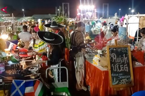 Festival Rujak Uleg semarakkan HUT ke- 733 Kota Surabaya