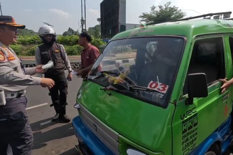 1.025 angkot tua Bogor dibekukan izinnya, penertiban berlanjut
