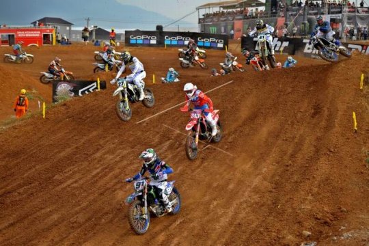 Tim Gajser juara MXGP di Semarang Page 3 Small