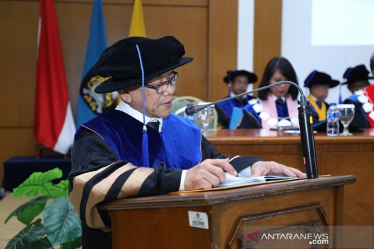 Prof Suratno dikukuhkan sebagai guru besar Universitas Pancasila