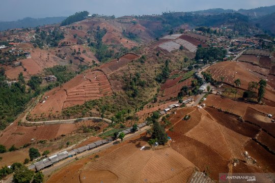 Lahan kritis kawasan Bandung Utara