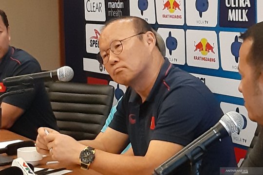 Pelatih Vietnam Park Hang-seo layangkan tantangan ke timnas Indonesia