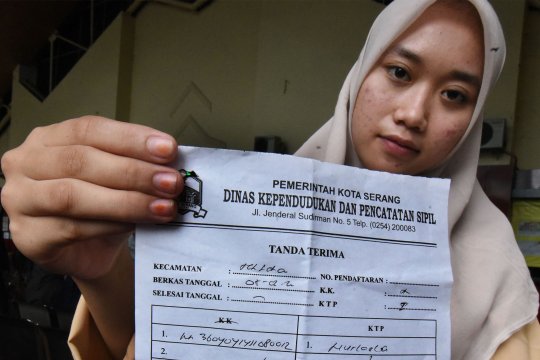 PEMBUATAN KTP ELEKTRONIK DI KOTA SERANG