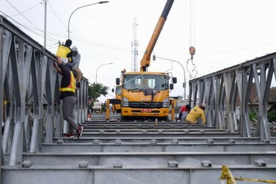 Pemasangan jembatan bailey Page 2 Small