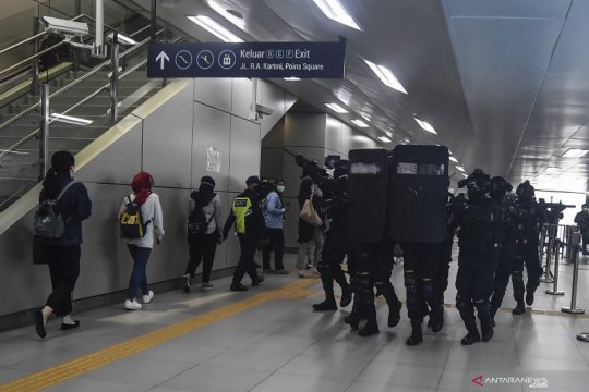 Polisi gelar simulasi penanganan teror di MRT Jakarta