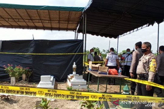 Polda Sumut bongkar makam tahanan Polsek Sunggal untuk penyelidikan