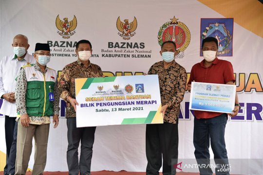 Baznas beri bantuan 23 bilik pengungsian bencana erupsi Merapi