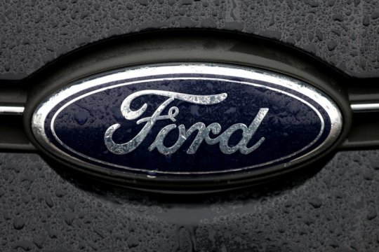 GM dan Ford pangkas produksi di Amerika Utara karena kekurangan chip